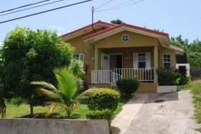 St Mary Emerald Gated Community house 1 bedroom Sleeps 1-2